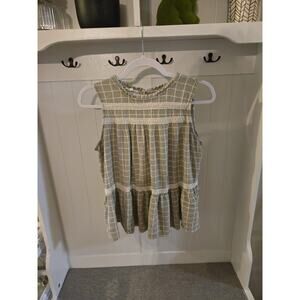 Find Your Perfect Casual Look: Maurices Women's Large Green Ruffle Peasant Top